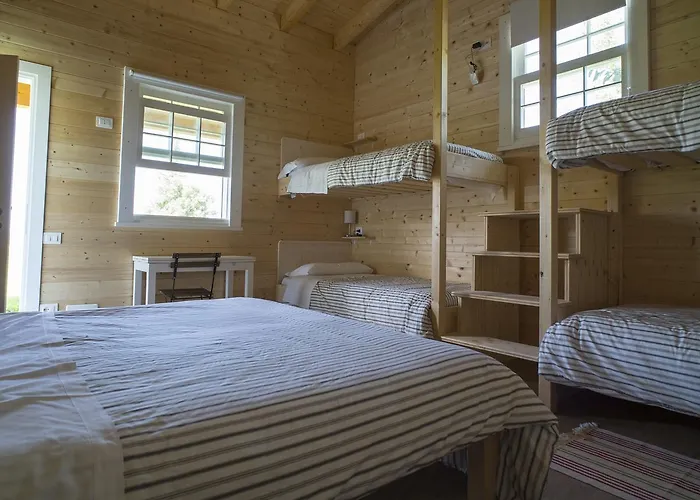 Guest house Evolution Camp