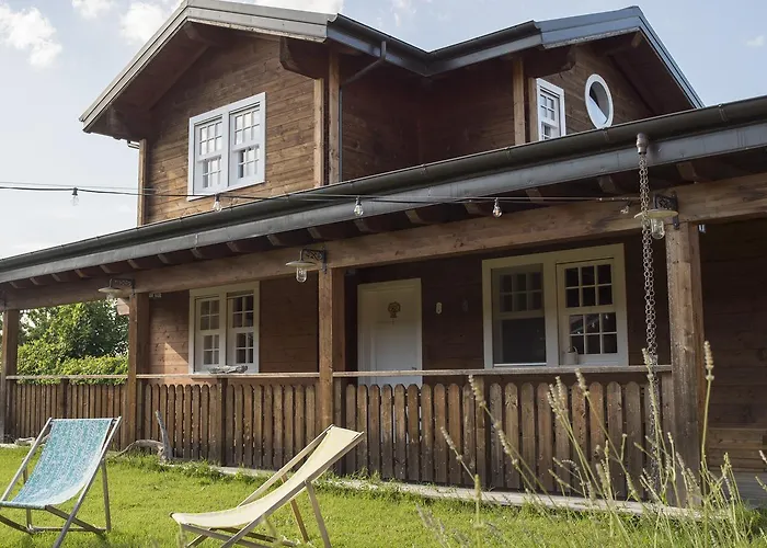 Evolution Camp Guest house 2*